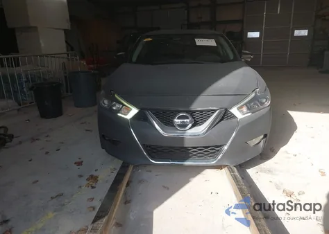 2017 Nissan Maxima 3.5 S z USA, uszkodzony, nr VIN 1N4AA6AP2HC445484
